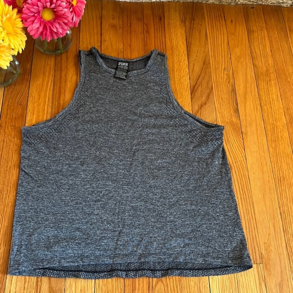 Victoria Secret Pink Seamless‎ Tank XS - Grey - Very Good Used Condition 💕